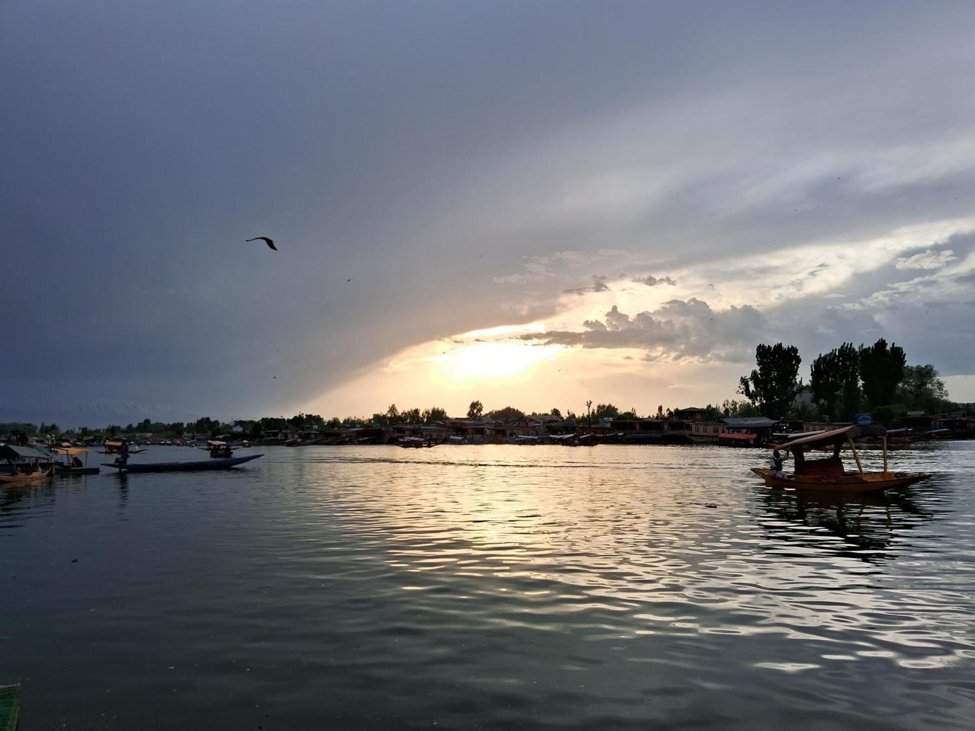 Goona Palace Houseboats Srīnagar 外观 照片