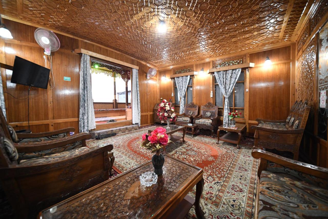 Goona Palace Houseboats Srīnagar 外观 照片